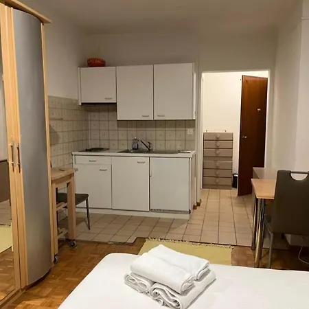 Apartament Between The Train Station And Downtown